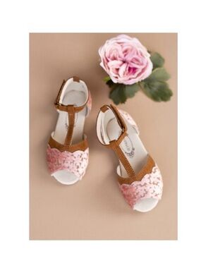 NWT Stella Sandal Flat in Light Pink size 3 girls by Joyfolie